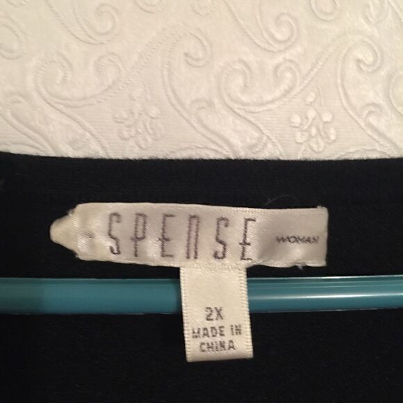 2X Spense Gorgeous lite weight soft eyelet VNeck - Picture 3 of 6